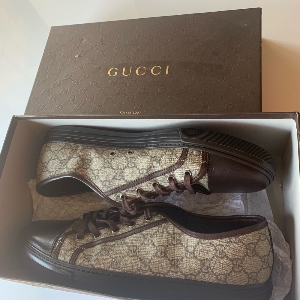 Men's Gg Supreme Canvas Lowtop Sneaker - Picture 2 of 9